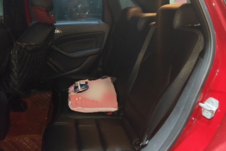 Used Mercedes-Benz B-Class 2015 B 200 Fashion Model Left Rear Seat