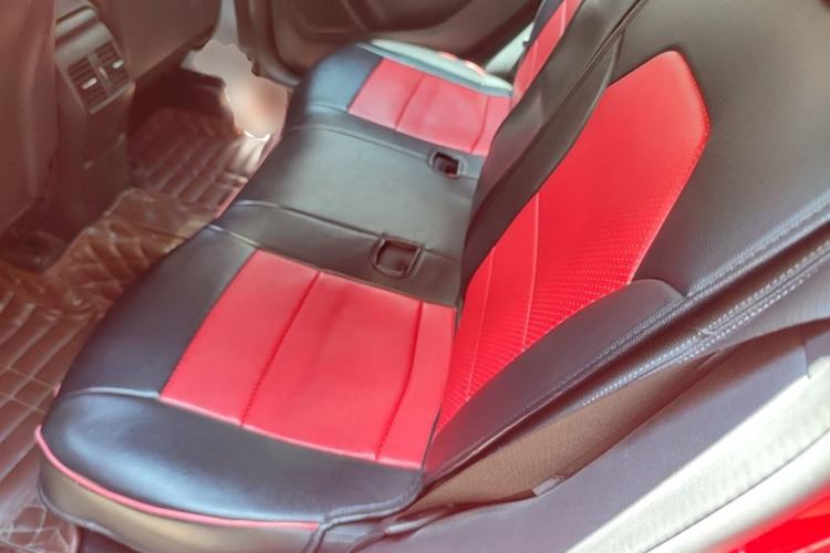 Used Mercedes-Benz B-Class 2015 B 200 Fashion Model Left Rear Seat