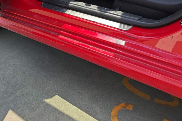Used Mercedes-Benz B-Class 2015 B 200 Luxury Model Left Side Sill