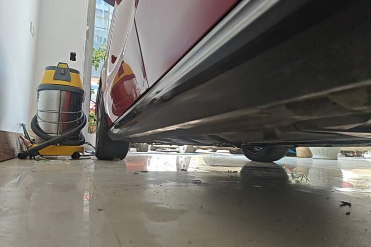 Used Mercedes-Benz B-Class 2015 B 200 Fashion Model Left Side Sill