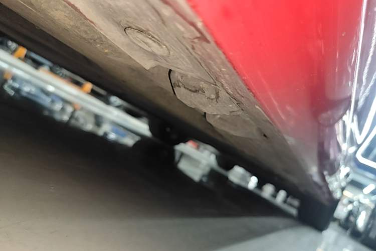 Used Mercedes-Benz B-Class 2015 B 200 Sport Edition Left Side Sill
