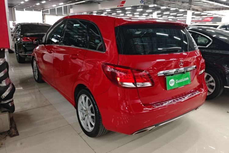 Used Mercedes-Benz B-Class 2015 B 200 Sport Edition Rear Left 45 Deg