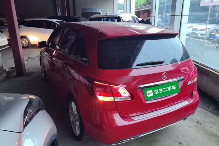 Used Mercedes-Benz B-Class 2015 B 200 Sport Edition Rear Left 45 Deg