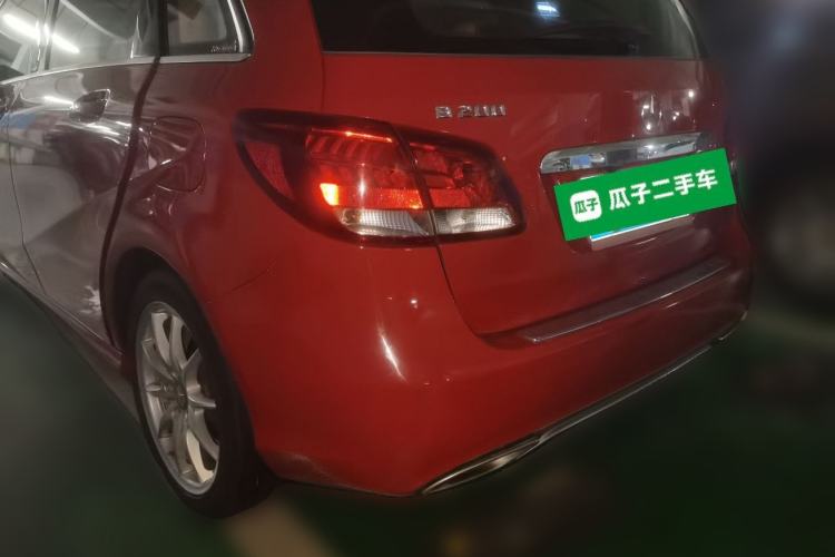 Used Mercedes-Benz B-Class 2015 B 200 Sport Edition Rear Left 45 Deg