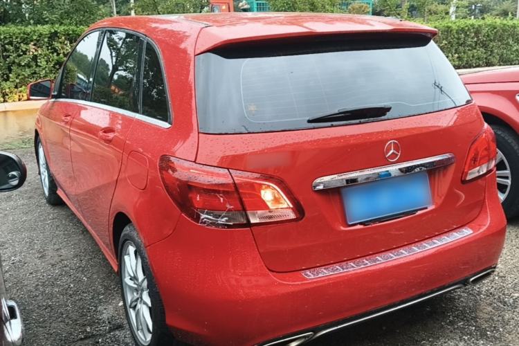 Used Mercedes-Benz B-Class 2015 B 200 Sport Edition Rear Left 45 Deg