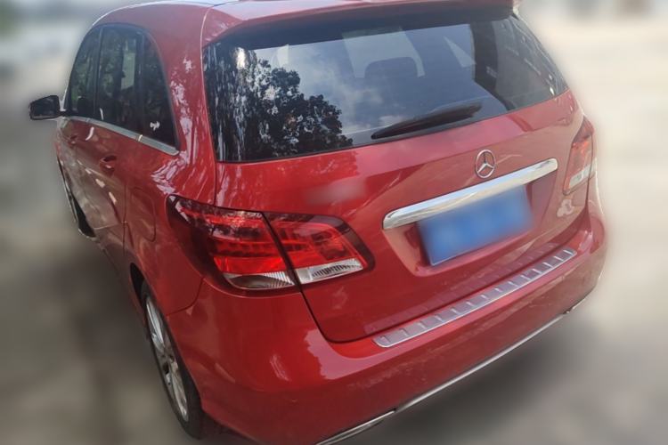 Used Mercedes-Benz B-Class 2015 B 200 Sport Edition Rear Left 45 Deg