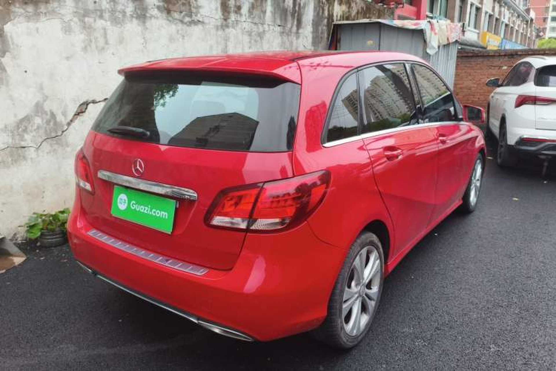Used Mercedes-Benz B-Class 2015 B 200 Sport Edition Rear Right 45 Deg