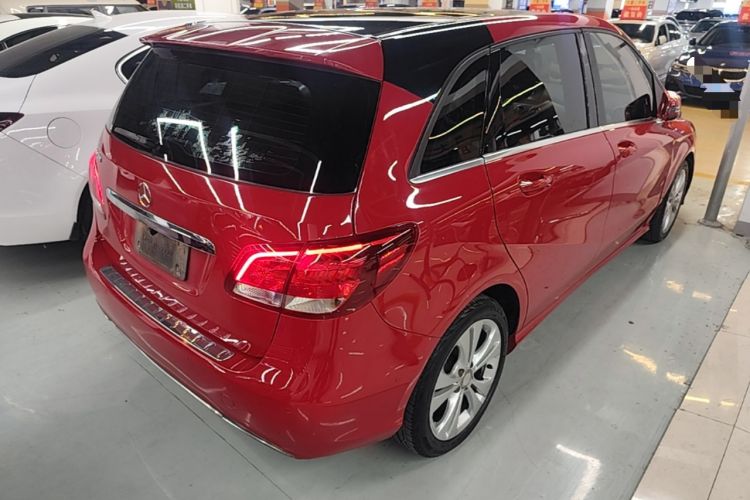 Used Mercedes-Benz B-Class 2015 B 200 Sport Edition Rear Right 45 Deg
