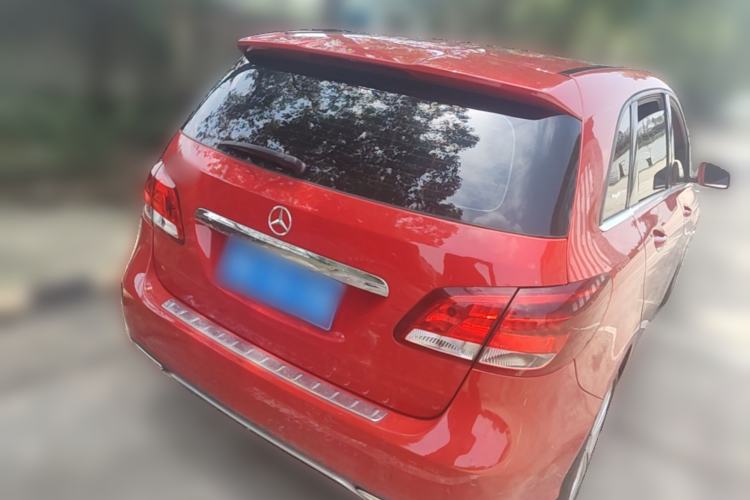 Used Mercedes-Benz B-Class 2015 B 200 Sport Edition Rear Right 45 Deg