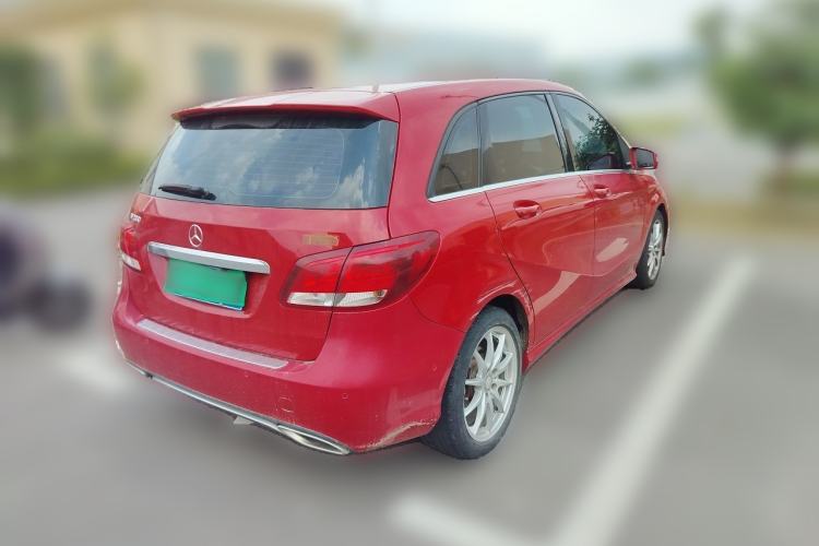 Used Mercedes-Benz B-Class 2015 B 200 Sport Edition Rear Right 45 Deg
