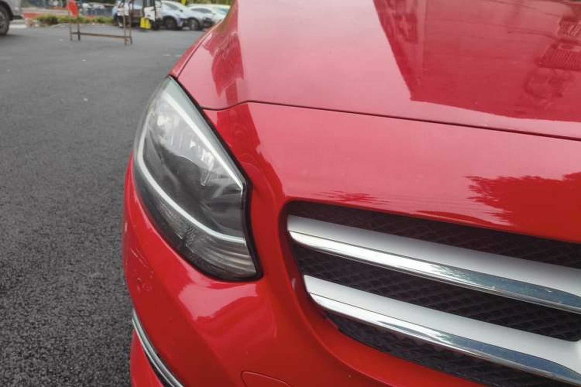 Used Mercedes-Benz B-Class 2015 B 200 Sport Edition Right Front Headlight