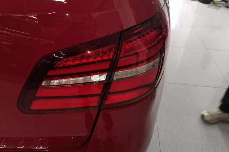 Used Mercedes-Benz B-Class 2015 B 200 Fashion Model Right Rear Taillight