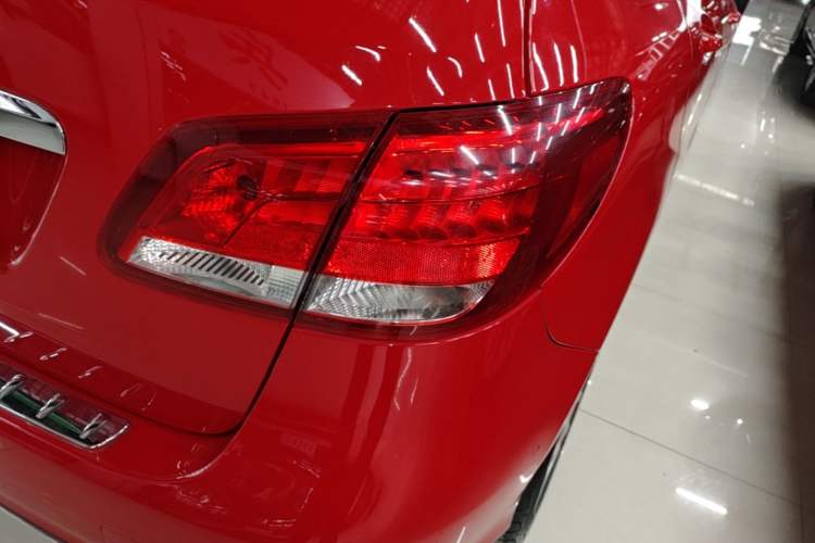 Used Mercedes-Benz B-Class 2015 B 200 Sport Edition Right Rear Taillight