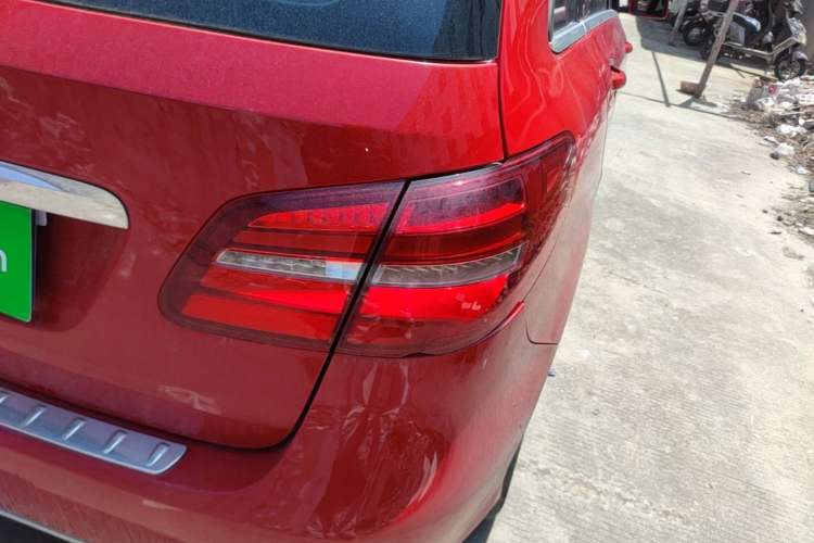 Used Mercedes-Benz B-Class 2015 B 200 Fashion Model Right Rear Taillight