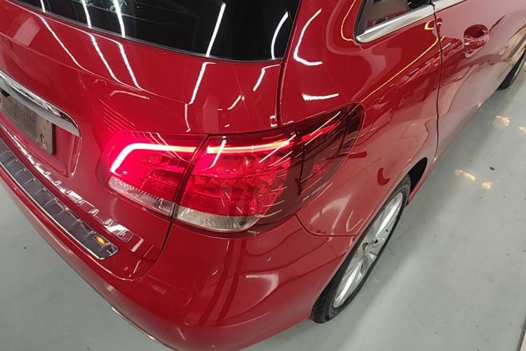 Used Mercedes-Benz B-Class 2015 B 200 Sport Edition Right Rear Taillight