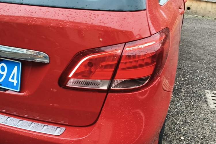 Used Mercedes-Benz B-Class 2015 B 200 Sport Edition Right Rear Taillight