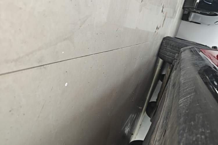 Used Mercedes-Benz B-Class 2015 B 200 Fashion Model Right Side Sill