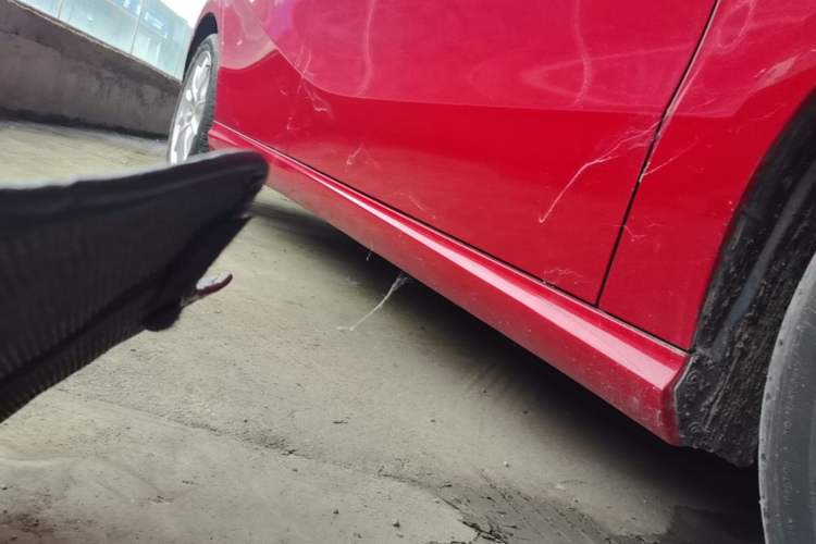 Used Mercedes-Benz B-Class 2015 B 200 Sport Edition Right Side Sill