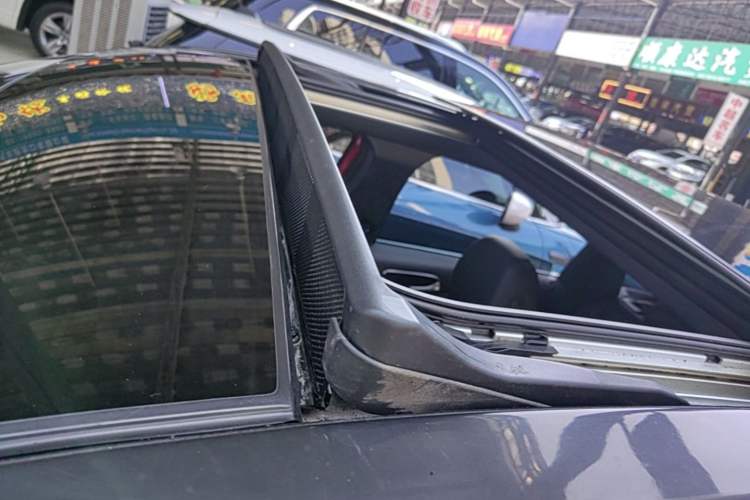 Used Mercedes-Benz B-Class 2015 B 200 Fashion Model Roof