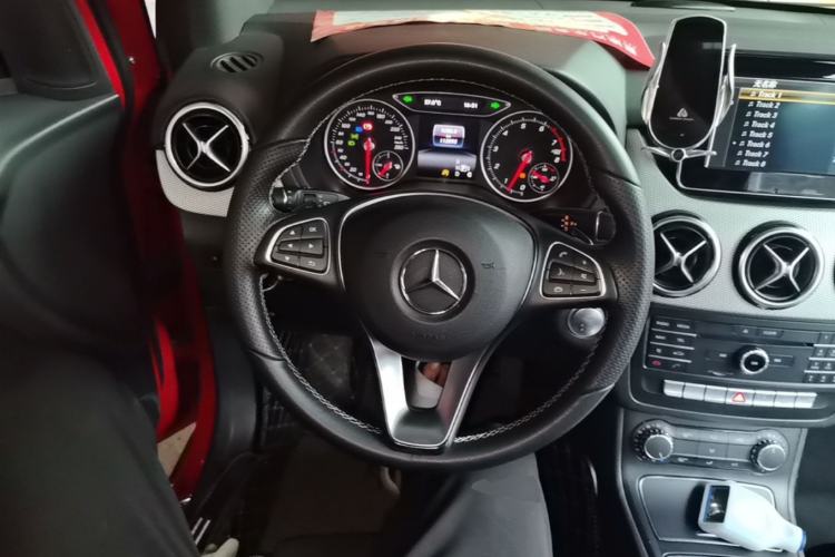 Used Mercedes-Benz B-Class 2015 B 200 Sport Edition Steering Wheel