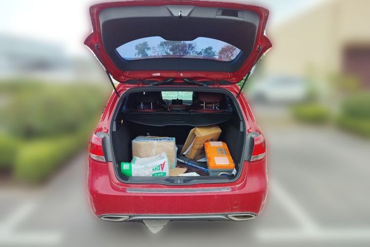 Used Mercedes-Benz B-Class 2015 B 200 Sport Edition Trunk