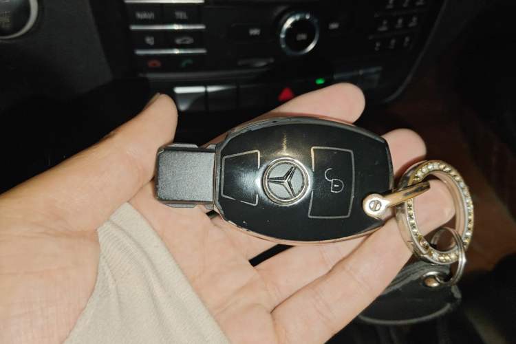 Used Mercedes-Benz B-Class 2015 B 200 Fashion Model Vehicle Key