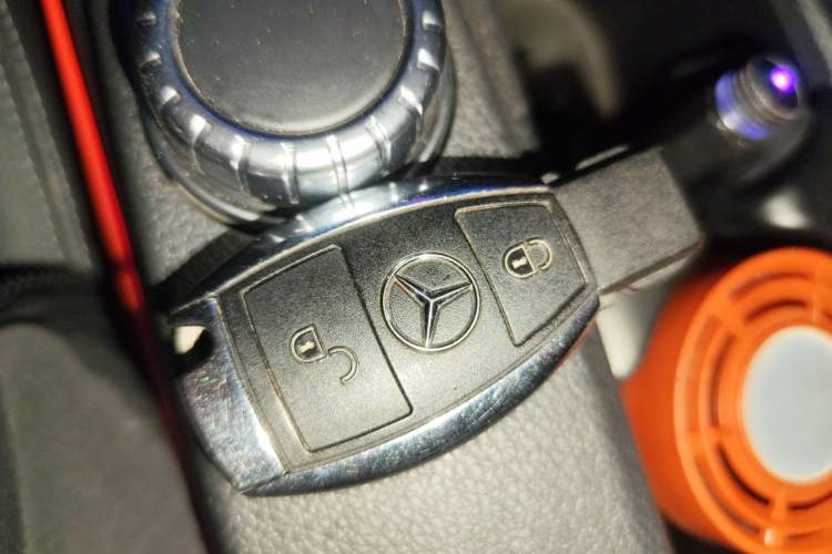 Used Mercedes-Benz B-Class 2015 B 200 Fashion Model Vehicle Key