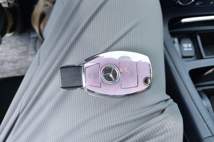 Used Mercedes-Benz B-Class 2015 B 200 Fashion Model Vehicle Key