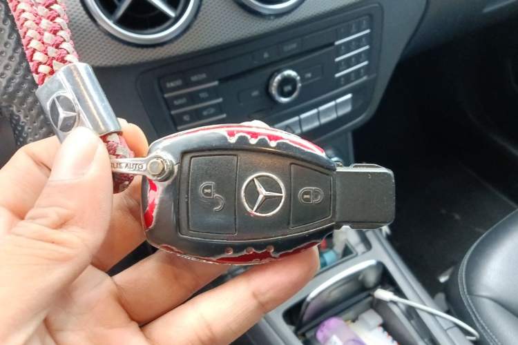Used Mercedes-Benz B-Class 2015 B 200 Fashion Model Vehicle Key