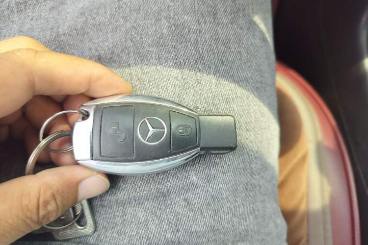 Used Mercedes-Benz B-Class 2015 B 200 Sport Edition Vehicle Key