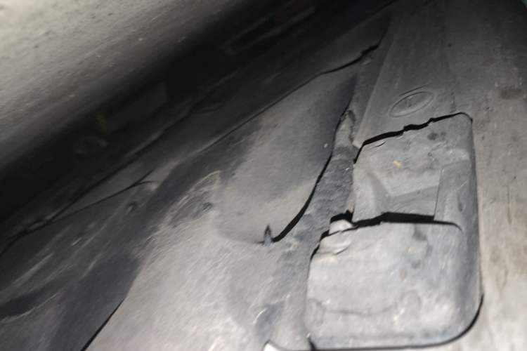 Used Mercedes-Benz B-Class 2015 B 200 Sport Edition Chassis Front Right