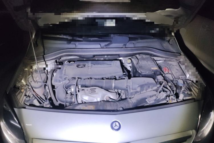 Used Mercedes-Benz B-Class 2015 B 200 Sport Edition Engine Bay
