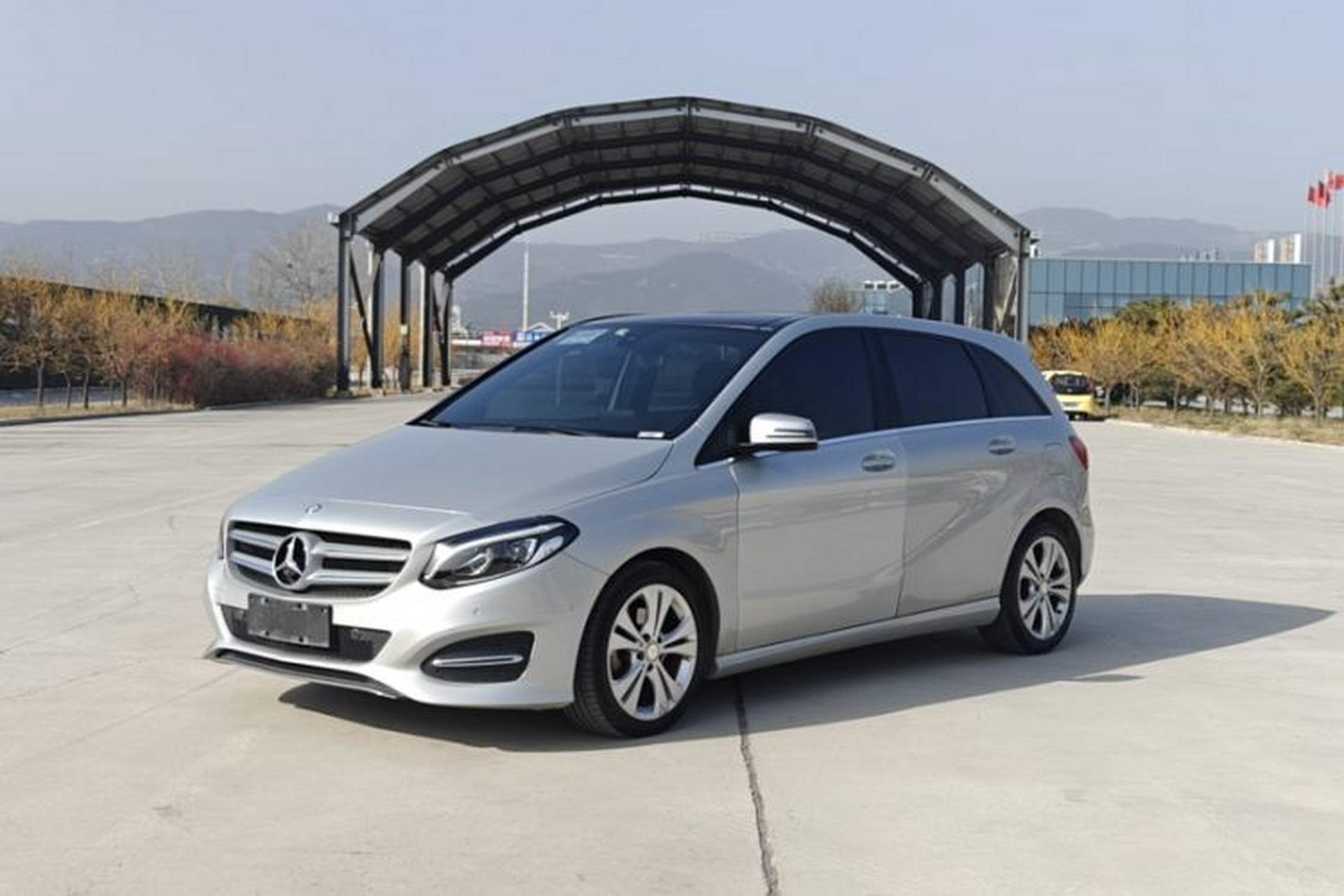 Used Mercedes-Benz B-Class 2015 B 200 Fashion Model Exterior 5