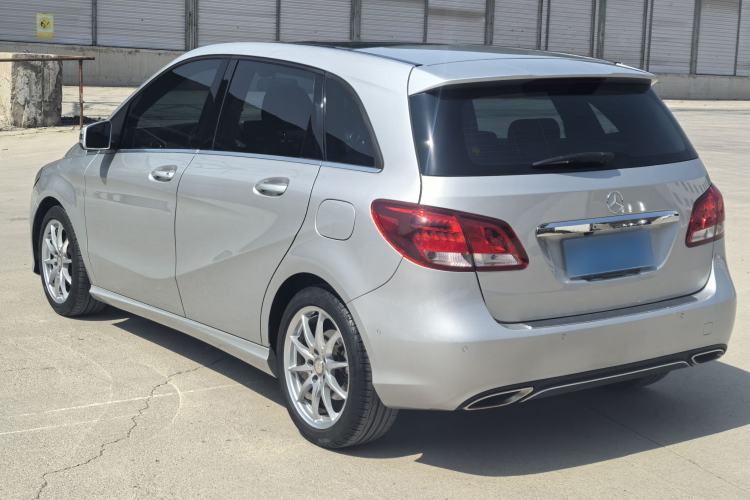 Used Mercedes-Benz B-Class 2015 B 200 Sport Edition Exterior 5
