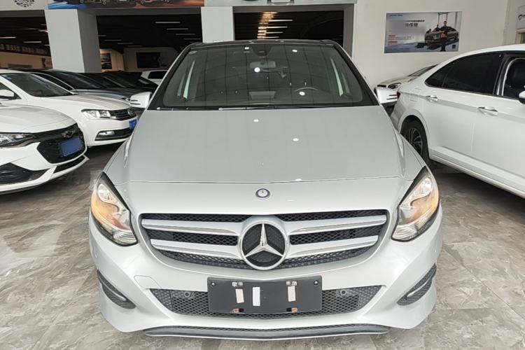 Used Mercedes-Benz B-Class 2015 B 200 Sport Edition Front