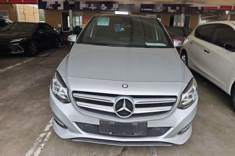 Used Mercedes-Benz B-Class 2015 B 200 Fashion Model Front