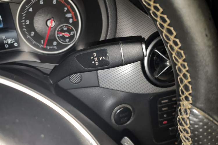 Used Mercedes-Benz B-Class 2015 B 200 Sport Edition Gear Lever