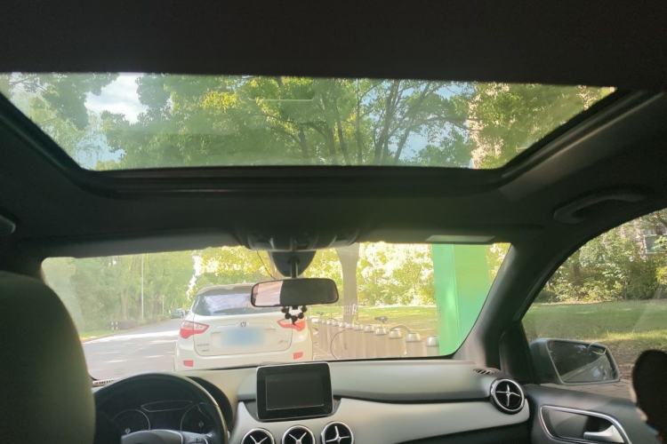 Used Mercedes-Benz B-Class 2015 B 200 Sport Edition Headliner