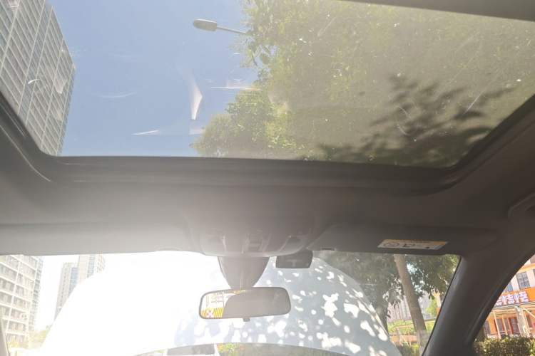 Used Mercedes-Benz B-Class 2015 B 200 Sport Edition Headliner