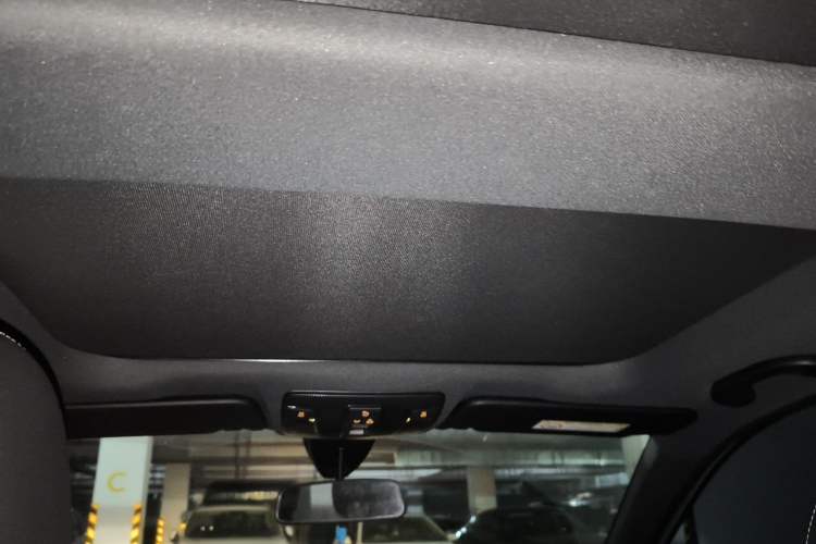 Used Mercedes-Benz B-Class 2015 B 200 Sport Edition Headliner