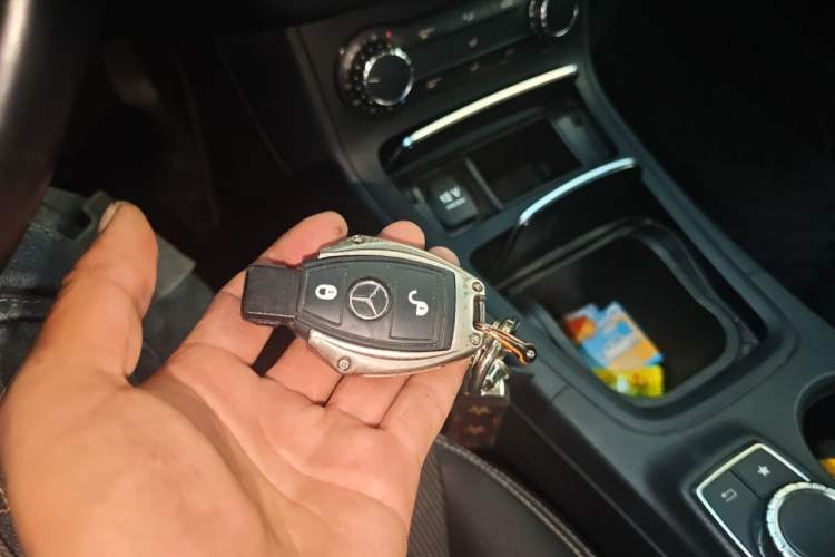 Used Mercedes-Benz B-Class 2015 B 200 Sport Edition Interior 1