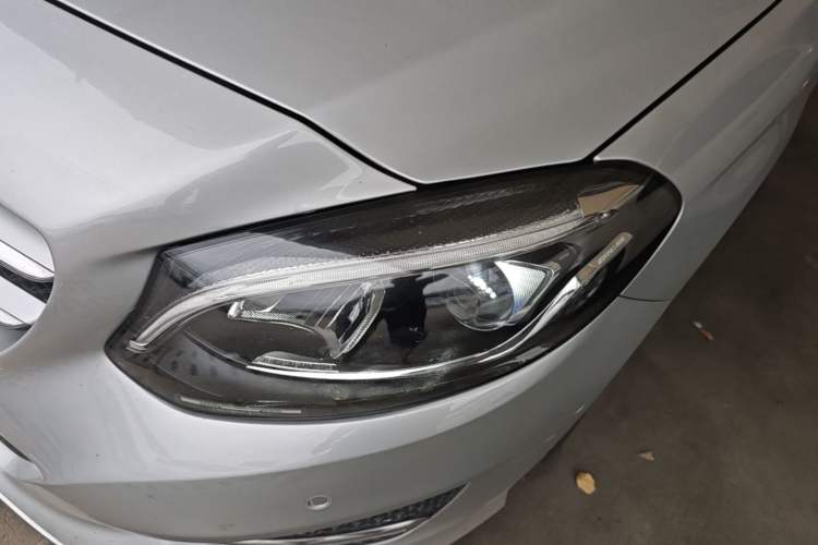 Used Mercedes-Benz B-Class 2015 B 200 Fashion Model Left Front Headlight