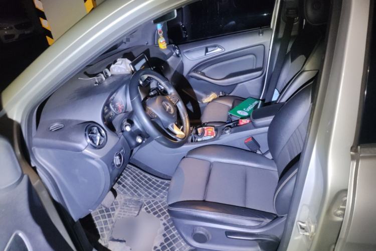 Used Mercedes-Benz B-Class 2015 B 200 Sport Edition Left Front Seat