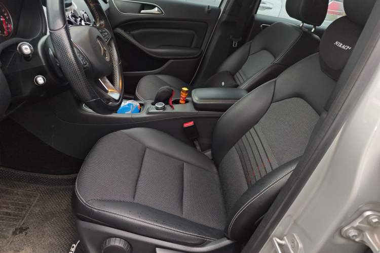 Used Mercedes-Benz B-Class 2015 B 200 Sport Edition Left Front Seat