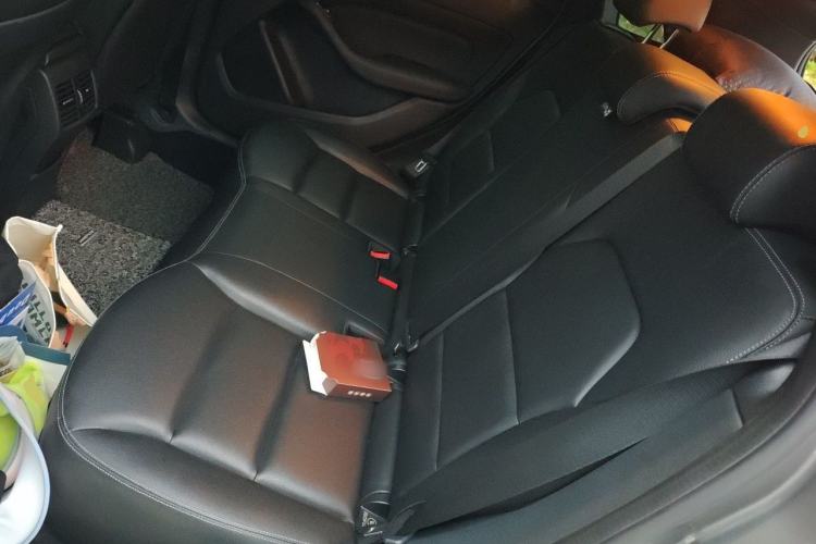 Used Mercedes-Benz B-Class 2015 B 200 Fashion Model Left Rear Seat