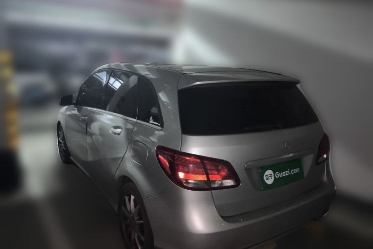 Used Mercedes-Benz B-Class 2015 B 200 Sport Edition Rear Left 45 Deg