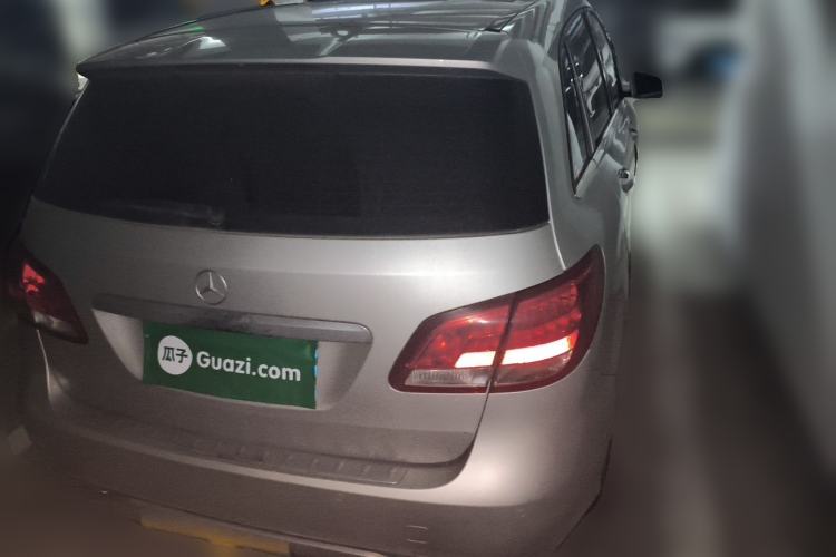 Used Mercedes-Benz B-Class 2015 B 200 Sport Edition Rear Right 45 Deg