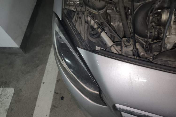 Used Mercedes-Benz B-Class 2015 B 200 Sport Edition Right Front Headlight