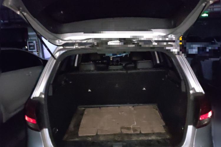 Used Mercedes-Benz B-Class 2015 B 200 Sport Edition Trunk