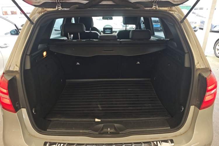 Used Mercedes-Benz B-Class 2015 B 200 Fashion Model Trunk